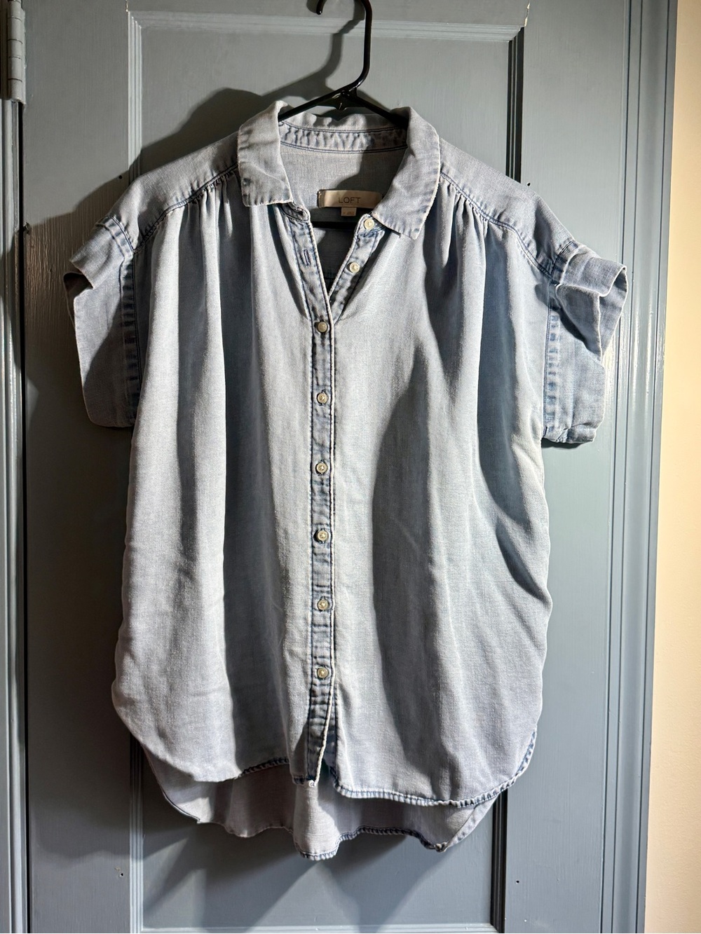 LOFT Light Blue Denim Short-Sleeve Button-Up Shirt